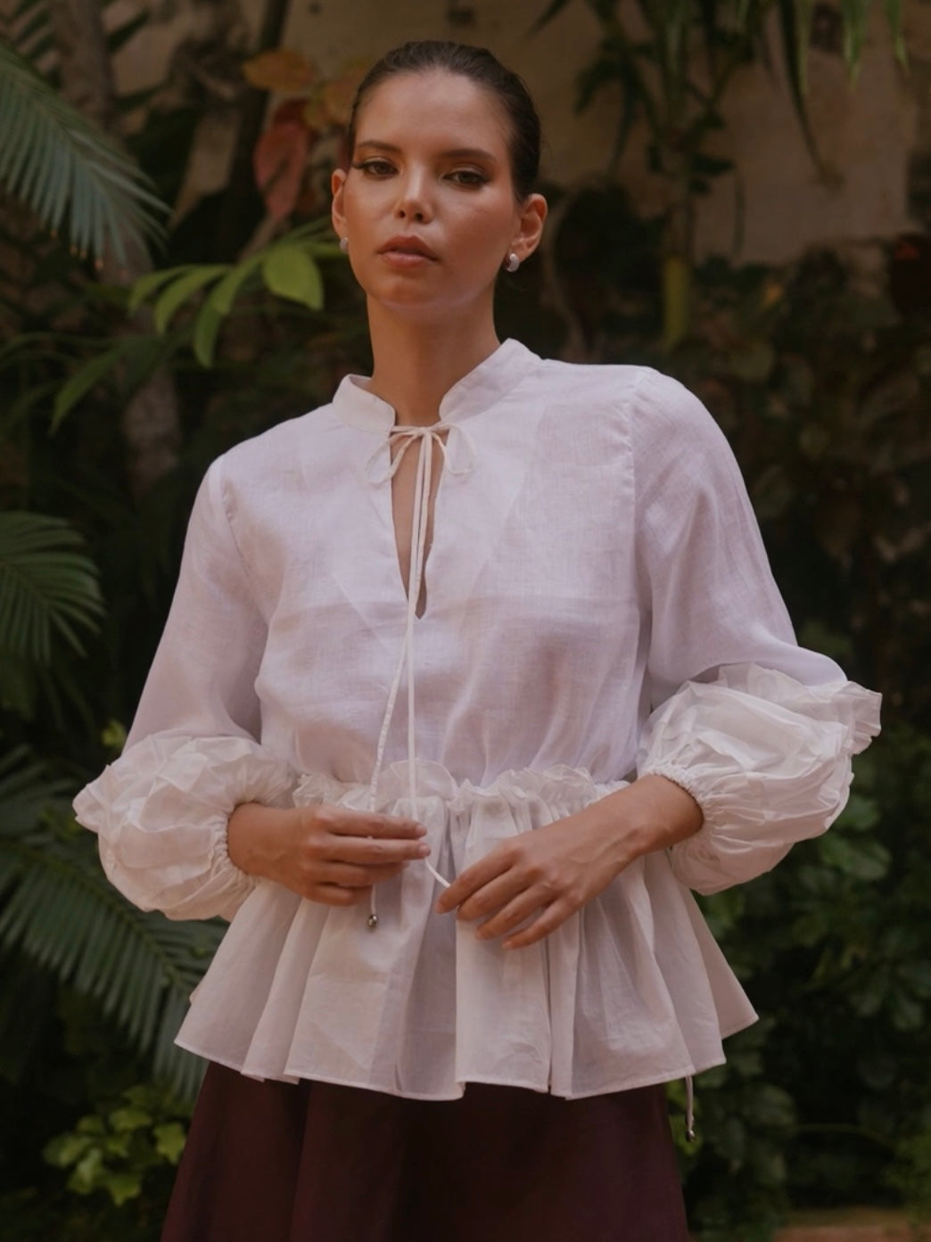 W blouse.dress