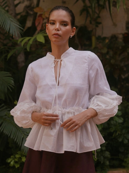 W blouse.dress