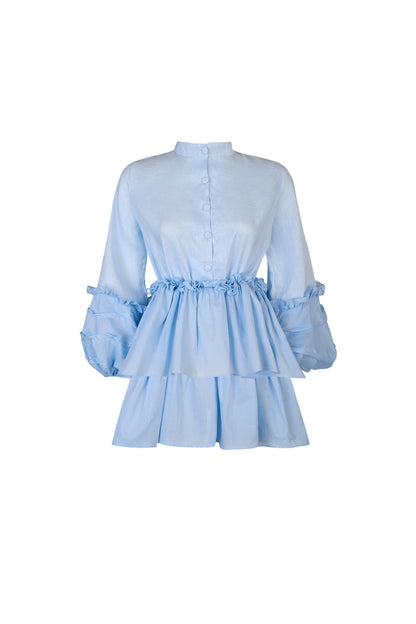 W blouse.dress